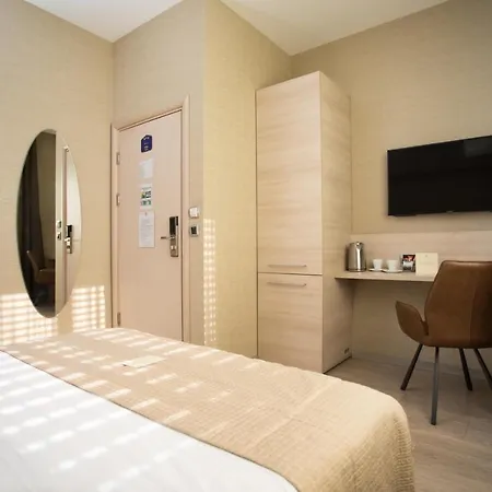 Affittacamere Hall 4*