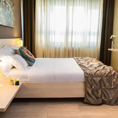 Hall Belgrado