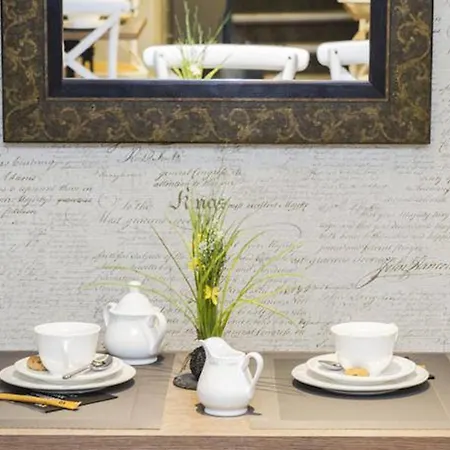 Gostinjska kuća Hall