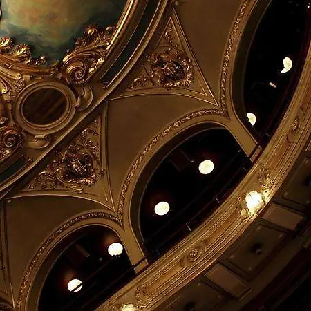 Hall Gostinjska kuća 4*